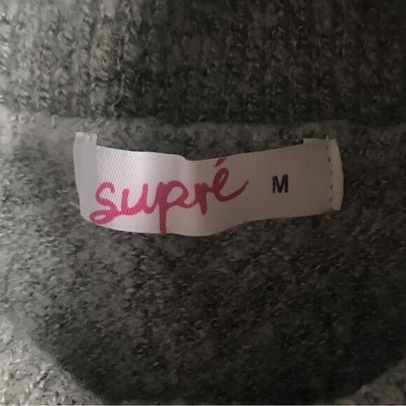 SUPRE “Size M” Top / Sweater - Picture 3 of 3